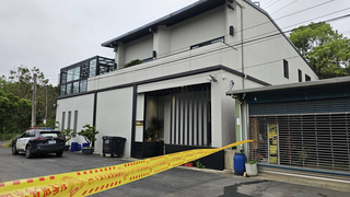 19歲男平鎮民宅開槍後苗栗投案 桃園警帶回偵訊