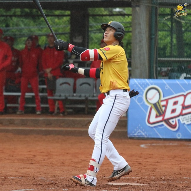 春季聯賽陳敏賜曾翰宇開轟 助台壽霸龍搶下首勝 | 華視新聞