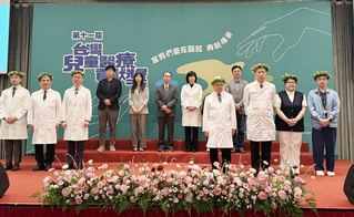 台大兒醫外接團隊推手  范綱翔獲兒童醫療貢獻獎