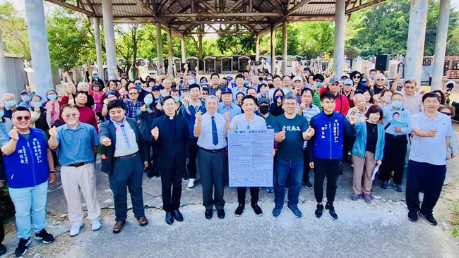 永康二王基督教墓園恐強遷 自救會向總統府陳情 | 華視新聞