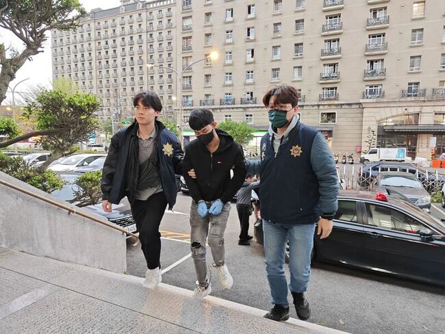 疑詐賭糾紛赴桃園開槍 19歲槍手移送苗檢聲押 | 華視新聞