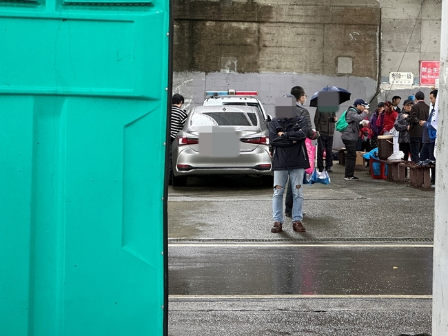 徐巧芯座車違規駛入自行車道  北市警、水利處開罰 | 華視新聞