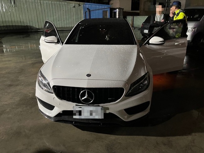 台中財務糾紛道路危險駕駛又砸車 警送辦6人 | 華視新聞