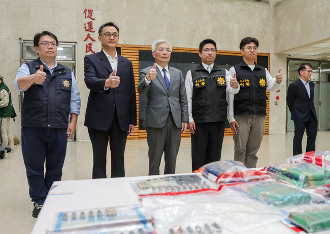 警政署：全國大掃黑逮861人 台美攜手情資緝獲52人 | 華視新聞