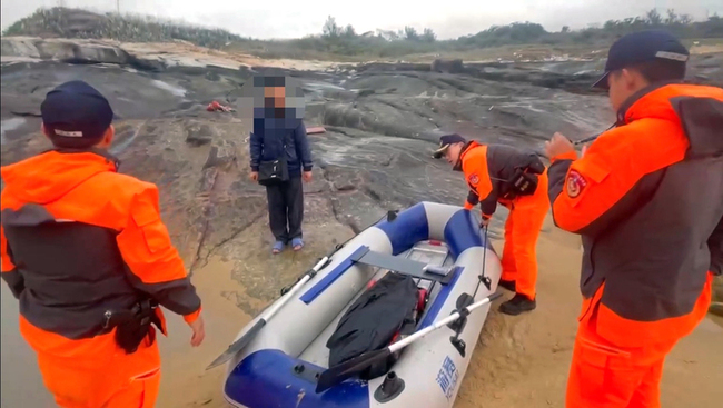 逮中國男偷渡、海警隨後侵擾  海巡不排除軍演一環 | 華視新聞