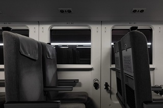 太魯閣號事故紀念燈光啟用 家屬盼災難不再發生