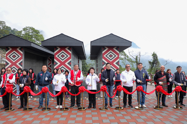 台中和平區竹林公墓納骨牆啟用 完善原鄉殯葬設施 | 華視新聞