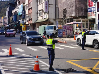 清明連假掃墓、觀光車潮多 南投警加強交通疏導