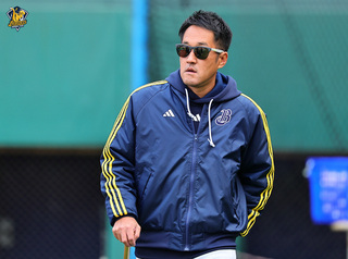 平野惠一為女性發聲 盼台南棒球場休息室增女廁