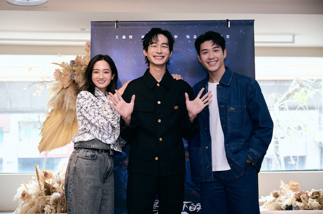 黃河「黑潮島嶼」被囚禁綠島 見妻兒探監哭出來 | 華視新聞