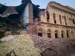 緬甸強震靈鷲山瓦城發物資  清晨返仰光擬再賑災