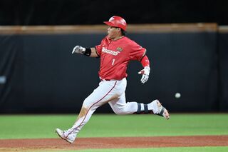 陳子豪敲轉隊首安 盼與朱育賢一起千安笑言有壓力