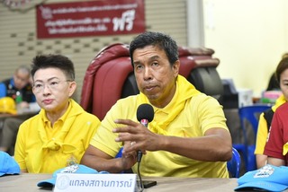 曼谷審計大樓倒塌  震後一週大型重機具開挖