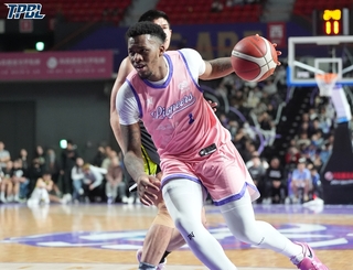 TPBL努利轟30分擊退夢想家  攻城獅終止2連敗