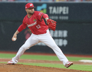 伍鐸首度本土身分出賽繳好投  助龍隊開季4連勝