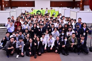 高中綠色化學創意競賽 雄女設計生物炭實驗奪金