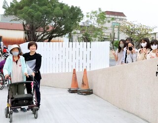 提升學子通行安全 高市文山國小環校通學步道啟用