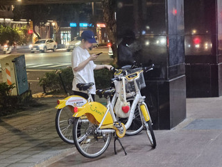 台灣僅11%自行車族戴安全帽 專家籲比照機車立法