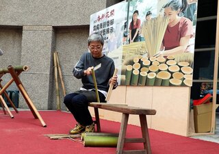 剖香腳百年傳統技藝展演 黃敏惠籲珍惜傳統技藝