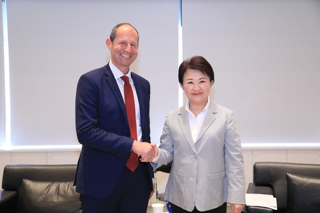 歐洲經貿辦事處長訪中市 盧秀燕盼擴大台歐經貿交流 | 華視新聞