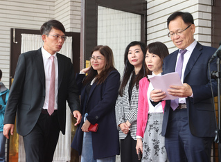 黃國昌批民進黨團癱瘓院會又鎖門 看不懂玩哪招