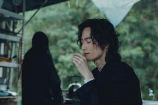 李英宏新歌打造影集式MV 赴日月潭拍攝怕掉進湖裡