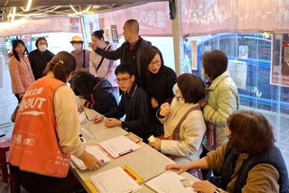 桃園第一選區罷免連署書破3萬份 牛煦庭：尊重