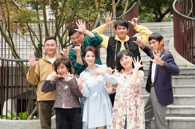 舞台劇「同學會!同鞋~」10周年 葉全真當新同學 | 華視新聞