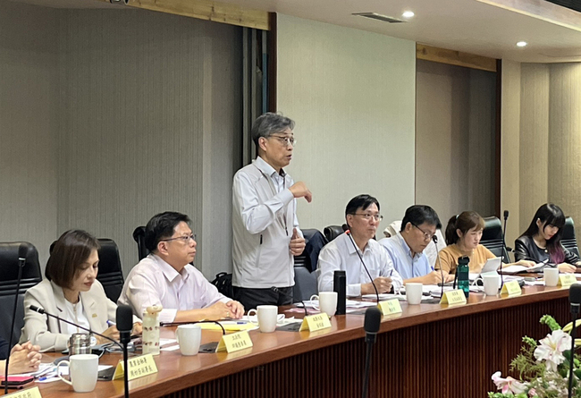 對等關稅衝擊吳郭魚養殖 陳駿季：讓這尾魚繼續銷美 | 華視新聞