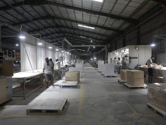 川普暫緩對等關稅 大馬家具業台商憂不確定性氛圍 | 華視新聞