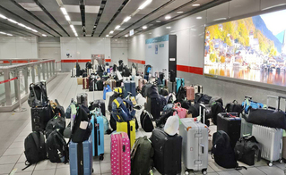 告五人高雄開唱 高捷加班車並供行李寄放