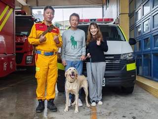 竹市搜救犬Veca退役20人搶認養  落腳南投新家