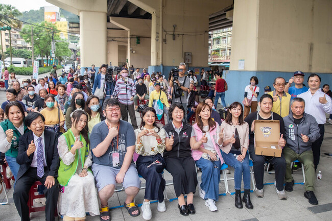 基隆人民是頭家宣講  綠營民代籲罷免親中立委 | 華視新聞