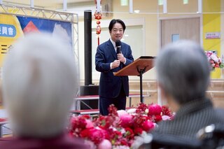 視導榮家  總統：阻止共產黨併吞台灣就是榮民精神