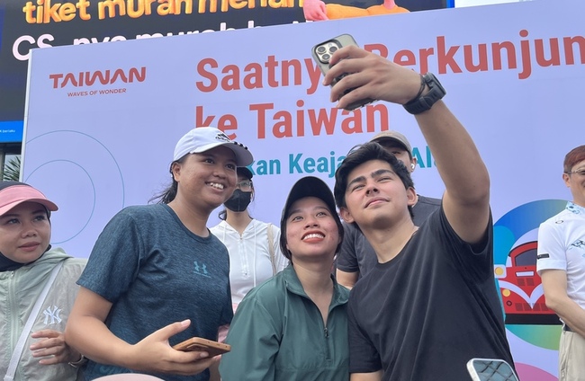 印尼網紅推廣台灣旅遊 讚自然生態魅力 | 華視新聞