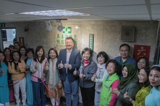 民進黨桃園新住民諮詢站揭牌 提供法律諮詢等服務