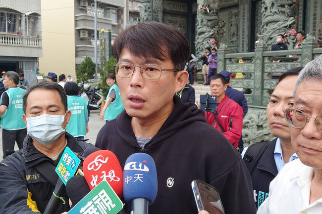 美國關稅對台衝擊評估 黃國昌台南宣講批政院沒下文 | 華視新聞