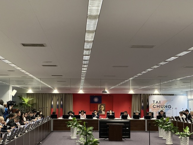 搶關鍵90天出貨 業者：能否趕快上船是挑戰 | 華視新聞