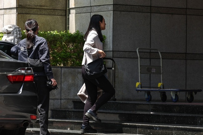 涉幽靈連署案 檢調約談罷吳4騎士及2領銜人說明 | 華視新聞
