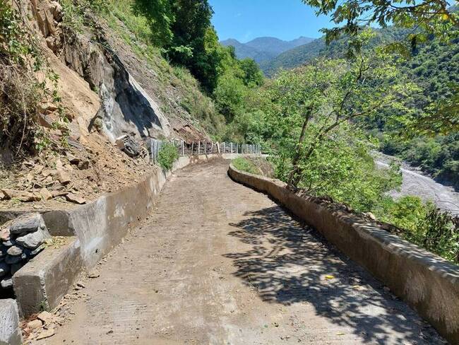 高雄七坑溫泉道路阻斷排除 滯留遊客全數離開 | 華視新聞
