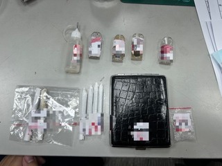 高雄警處理贓車違停  逮獲毒品通緝犯