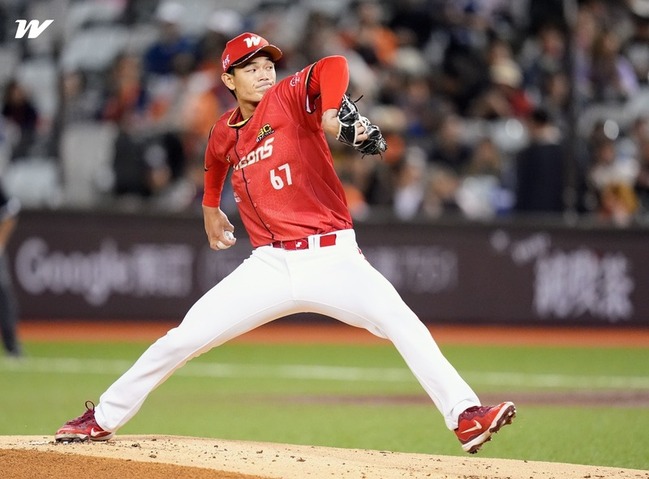 龍本土先發投手休息天數拉長定位不變 郭郁政下二軍 | 華視新聞