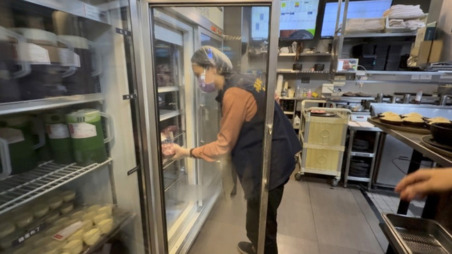 高雄燒肉店疑食物中毒 衛生局稽查令停業2天 | 華視新聞