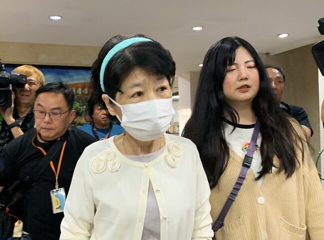 柯文哲京華城案北院再開庭 陳佩琪到場旁聽 | 華視新聞