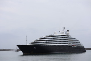 0403地震後首艘國際郵輪到訪 花蓮迎逾百遊客