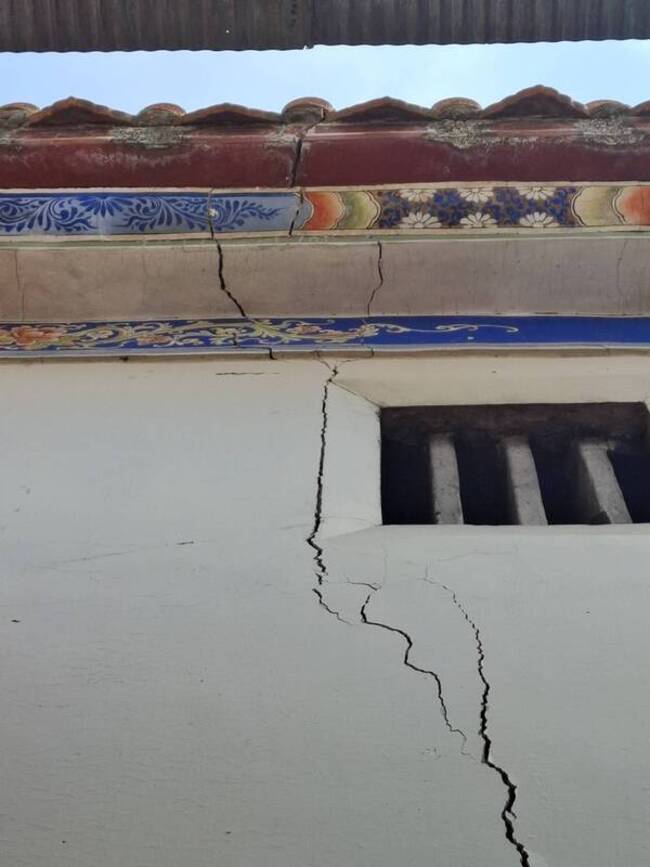 新莊慈祐宮牆裂疑公辦都更損鄰 新北：第三方鑑定 | 華視新聞