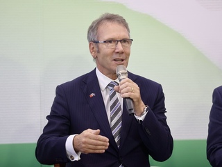 紐西蘭議員：要和平先備戰 提高軍費是紐國朝野共識