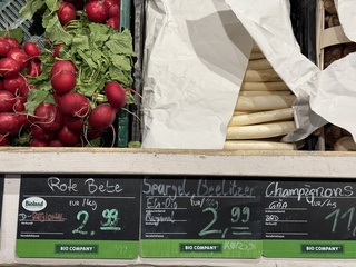 勞力與氣候變遷衝擊 德綠蘆筍人氣超車白蘆筍