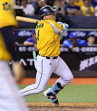 王威晨分享商業機密 曾頌恩敲2安教頭更在意跑壘