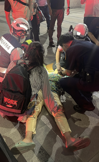 高雄雙罷劫涉不實連署 1領銜人獲請回喊冤暈倒